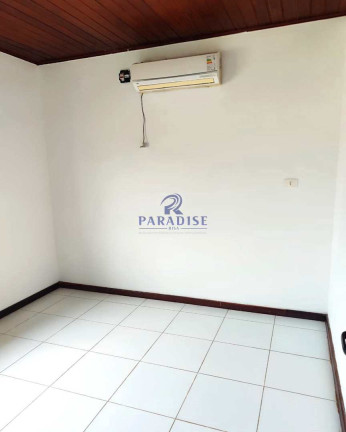 Imagem Casa com 4 Quartos à Venda, 289 m² em Barra Do Jacuípe - Camaçari Imagem Casa com 4 Quartos à Venda, 289 m² em Barra Do Jacuípe - Camaçari