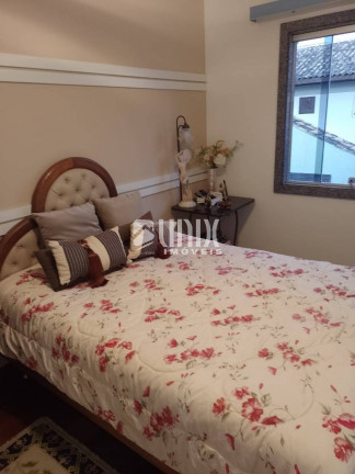 Imagem Casa com 6 Quartos à Venda, 360 m² em Parque Califórnia - Campos Dos Goytacazes Imagem Casa com 6 Quartos à Venda, 360 m² em Parque Califórnia - Campos Dos Goytacazes
