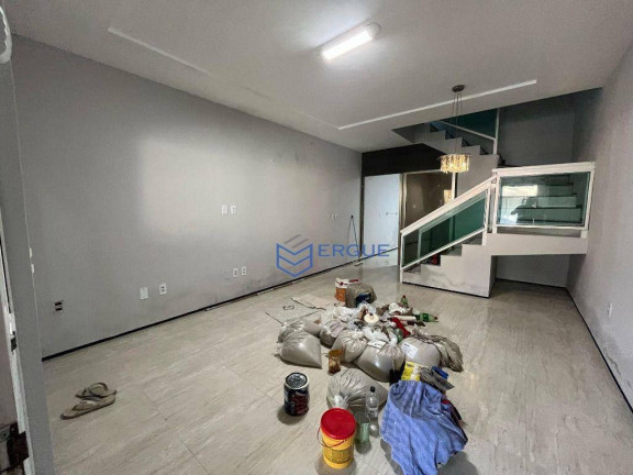 Casa com 4 Quartos à Venda, 113 m² em Maraponga - Fortaleza