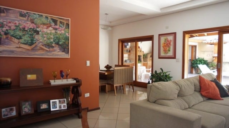 Imagem Casa com 4 Quartos à Venda, 360 m² em Jardim Das Nações - Taubaté Imagem Casa com 4 Quartos à Venda, 360 m² em Jardim Das Nações - Taubaté