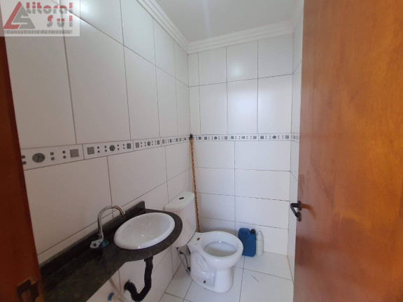 Imagem Casa com 3 Quartos à Venda, 124 m² em Maracanã - Praia Grande Imagem Casa com 3 Quartos à Venda, 124 m² em Maracanã - Praia Grande
