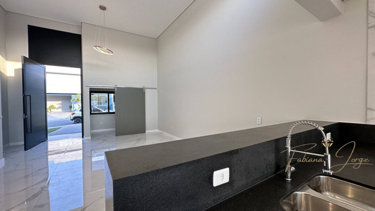 Imagem Casa com 3 Quartos à Venda, 300 m² em Roncáglia - Valinhos Imagem Casa com 3 Quartos à Venda, 300 m² em Roncáglia - Valinhos