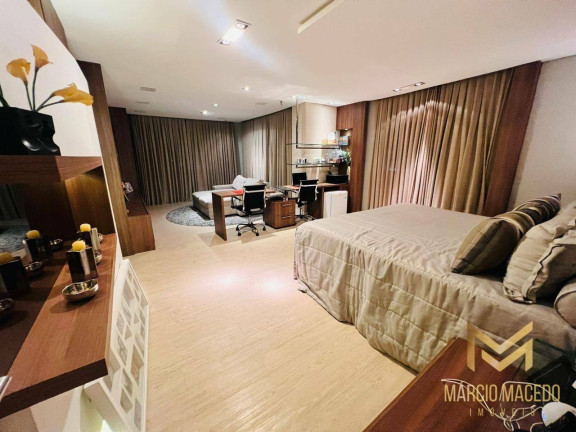 Imagem Casa com 4 Quartos à Venda, 620 m² em De Lourdes - Fortaleza