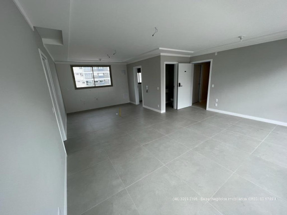 Imagem Apartamento com 3 Quartos à Venda, 170 m² em Centro - Florianópolis Imagem Apartamento com 3 Quartos à Venda, 170 m² em Centro - Florianópolis