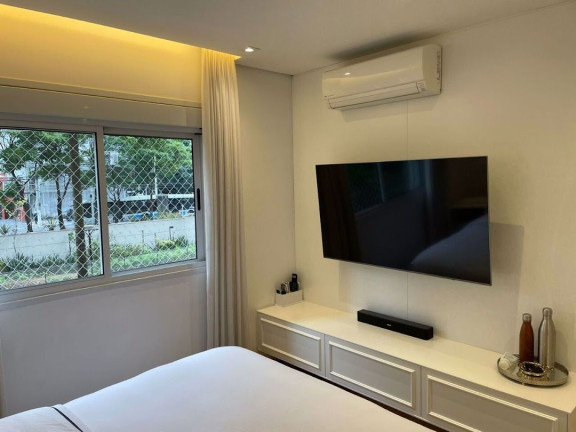 Imagem Apartamento com 3 Quartos à Venda, 144 m² em Campo Belo - São Paulo