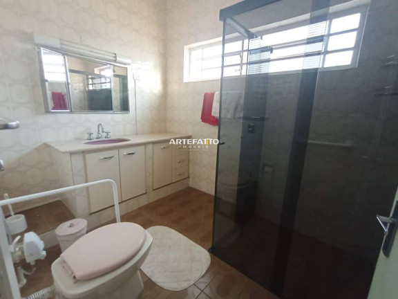 Imagem Casa com 3 Quartos à Venda, 325 m²