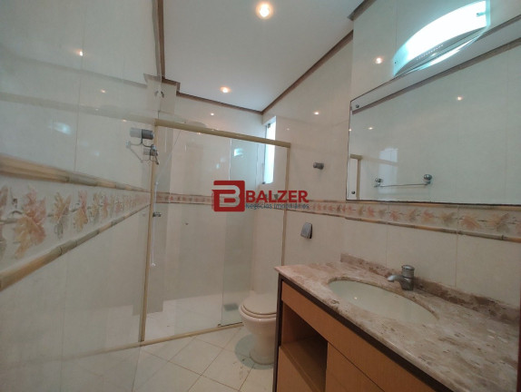 Imagem Apartamento com 3 Quartos à Venda, 117 m² em Centro - Florianópolis