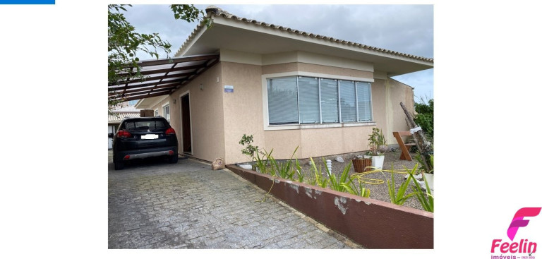 Imagem Casa com 3 Quartos à Venda, 141 m² em Carianos - Florianópolis Imagem Casa com 3 Quartos à Venda, 141 m² em Carianos - Florianópolis