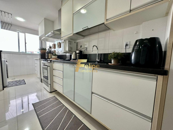 Imagem Imóvel com 3 Quartos à Venda, 136 m² em Praia Da Costa - Vila Velha Imagem Imóvel com 3 Quartos à Venda, 136 m² em Praia Da Costa - Vila Velha