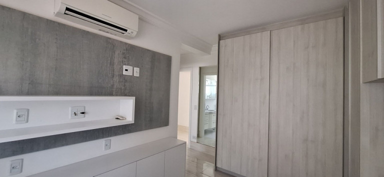 Imagem Imóvel com 4 Quartos à Venda, em Vila Suzana - São Paulo Imagem Imóvel com 4 Quartos à Venda, em Vila Suzana - São Paulo