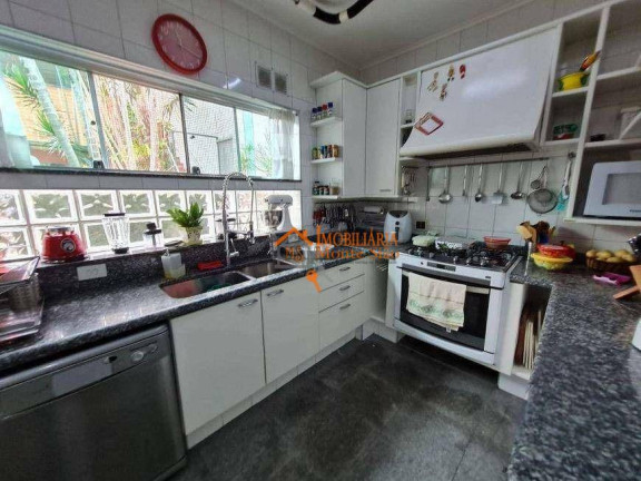 Imagem Casa com 3 Quartos à Venda, 377 m² em Vila Rosália - Guarulhos Imagem Casa com 3 Quartos à Venda, 377 m² em Vila Rosália - Guarulhos