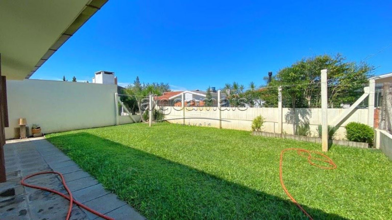 Imagem Casa com 3 Quartos à Venda, 174 m² em Centro - Xangri-lá