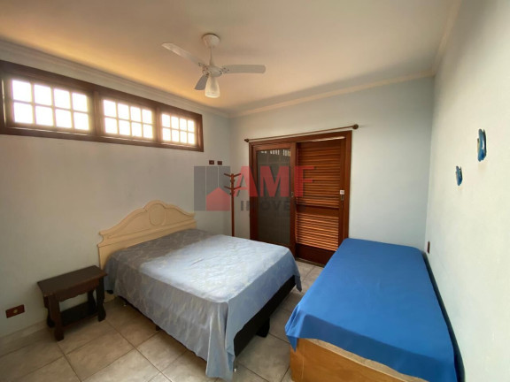 Imagem Sobrado com 7 Quartos à Venda, 438 m² em Grandesp - Itanhaém Imagem Sobrado com 7 Quartos à Venda, 438 m² em Grandesp - Itanhaém
