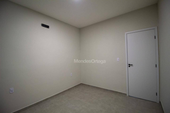 Imagem Casa com 2 Quartos à Venda ou Locação, 62 m² em Jardim Piazza Di Roma I - Sorocaba