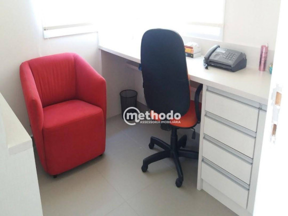 Imagem Casa com 3 Quartos à Venda, 233 m² em Parque Dos Ipes - Holambra