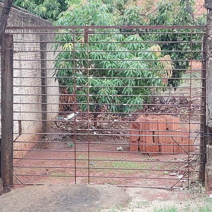 Imagem Terreno à Venda, 250 m² em Jardim Milenium - Pirassununga Imagem Terreno à Venda, 250 m² em Jardim Milenium - Pirassununga