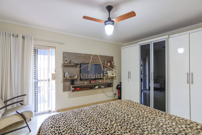 Imagem Casa com 3 Quartos à Venda, 257 m² em Pestana - Osasco Imagem Casa com 3 Quartos à Venda, 257 m² em Pestana - Osasco