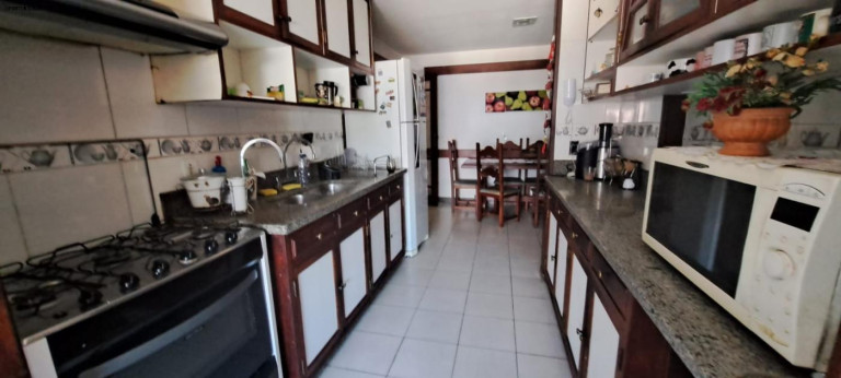 Imagem Apartamento com 4 Quartos à Venda, 200 m² em Várzea - Teresópolis Imagem Apartamento com 4 Quartos à Venda, 200 m² em Várzea - Teresópolis