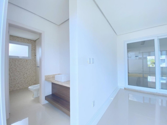 Imagem Casa de Condomínio com 4 Quartos à Venda, 295 m² em São Vicente - Gravataí