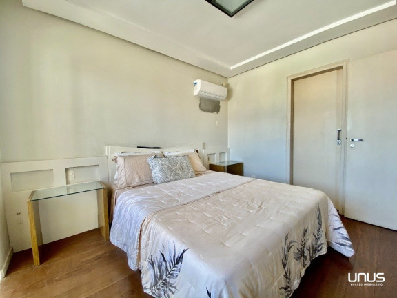 Imagem Casa com 5 Quartos à Venda, 408 m² em Coqueiros - Florianópolis Imagem Casa com 5 Quartos à Venda, 408 m² em Coqueiros - Florianópolis