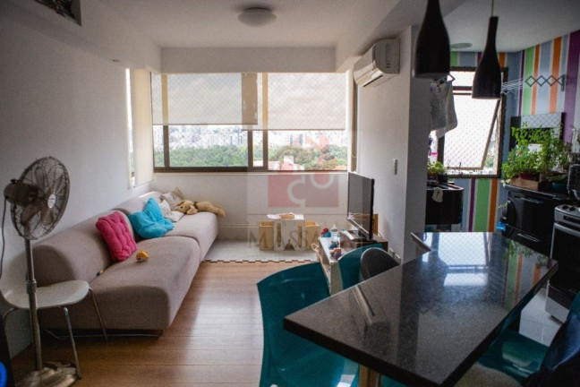 Imagem Apartamento com 2 Quartos à Venda, 64 m² em Cidade Baixa - Porto Alegre Imagem Apartamento com 2 Quartos à Venda, 64 m² em Cidade Baixa - Porto Alegre