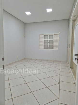 Imagem Casa com 3 Quartos à Venda, 171 m² em Centro - Lençóis Paulista Imagem Casa com 3 Quartos à Venda, 171 m² em Centro - Lençóis Paulista