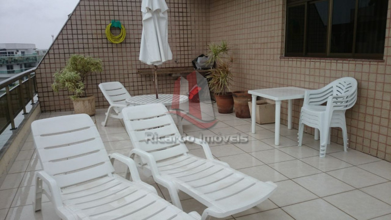 Imagem Imóvel com 4 Quartos à Venda, 206 m² em Centro - Cabo Frio