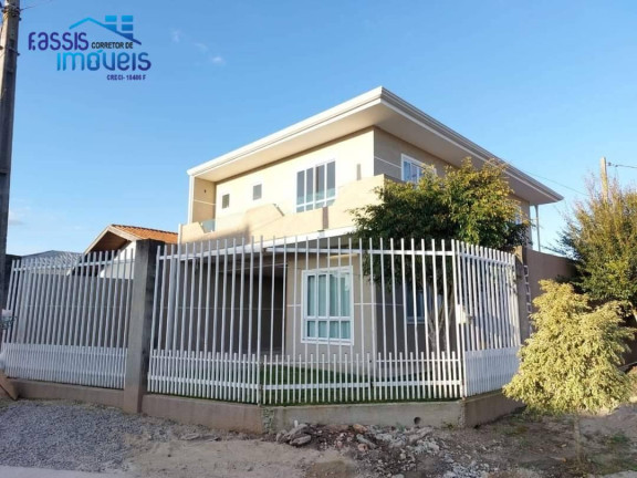 Casa com 3 Quartos à Venda,  em Emiliano Perneta - Pinhais
