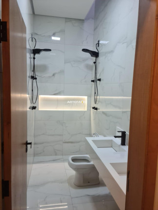 Imagem Casa com 2 Quartos à Venda, 100 m²