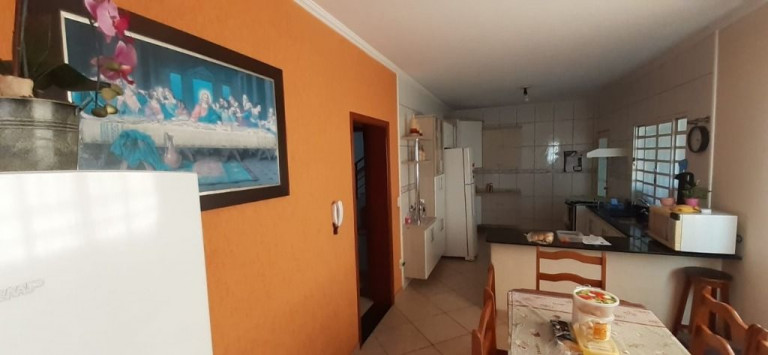 Imagem Casa com 5 Quartos à Venda, 250 m² em Vila Boldrin - Santa Bárbara D'oeste