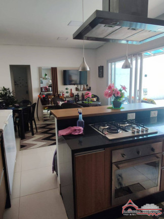 Imagem Casa com 2 Quartos à Venda, 240 m² em Centro - Jacareí