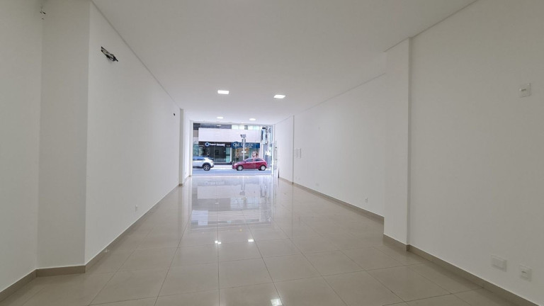 Imagem Imóvel Comercial à Venda, 109 m² em Centro - Balneário Camboriú Imagem Imóvel Comercial à Venda, 109 m² em Centro - Balneário Camboriú