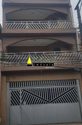Casa com 3 Quartos à Venda,  em Eldorado - Diadema