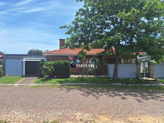 Imagem Casa com 3 Quartos à Venda, 126 m² em Centro - Torres