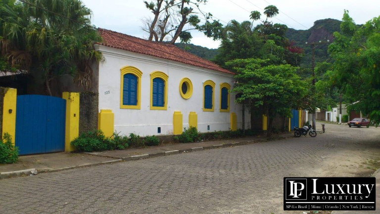 Imagem Casa com 5 Quartos à Venda, em Centro - Iguape Imagem Casa com 5 Quartos à Venda, em Centro - Iguape