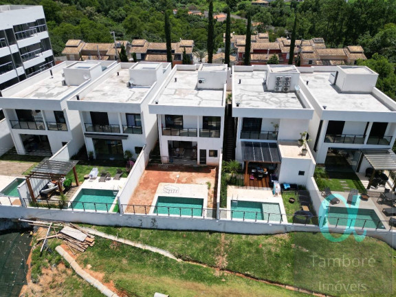 Casa com 3 Quartos à Venda, 235 m² em Jardim Pioneiro - Cotia