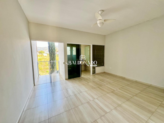 Imagem Casa com 3 Quartos à Venda, 150 m² em Centro - Extrema Imagem Casa com 3 Quartos à Venda, 150 m² em Centro - Extrema
