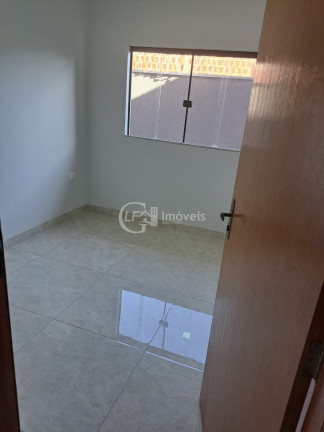 Imagem Casa com 3 Quartos à Venda, 100 m² em Coophatrabalho - Campo Grande Imagem Casa com 3 Quartos à Venda, 100 m² em Coophatrabalho - Campo Grande