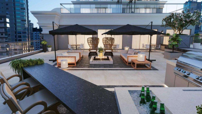 Imagem Cobertura com 5 Quartos à Venda, 427 m² em Meia Praia - Itapema