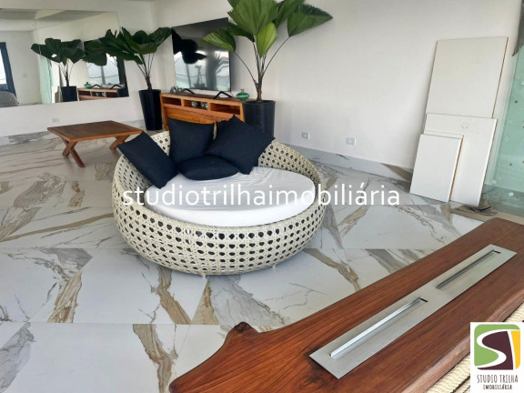 Imagem Sobrado com 10 Quartos à Venda, em Siriuba - Ilhabela Imagem Sobrado com 10 Quartos à Venda, em Siriuba - Ilhabela