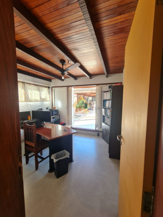 Imagem Casa com 5 Quartos à Venda, 181 m² em Barra Da Lagoa - Ubatuba Imagem Casa com 5 Quartos à Venda, 181 m² em Barra Da Lagoa - Ubatuba