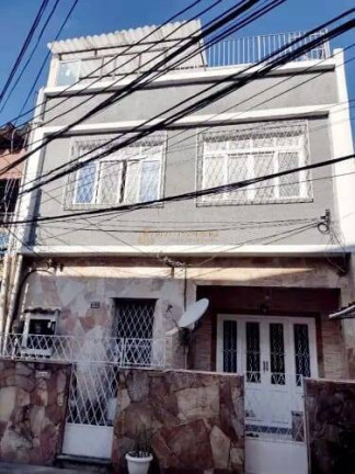 Imagem Casa com 5 Quartos à Venda, 200 m² em Praça Seca - Rio De Janeiro Imagem Casa com 5 Quartos à Venda, 200 m² em Praça Seca - Rio De Janeiro