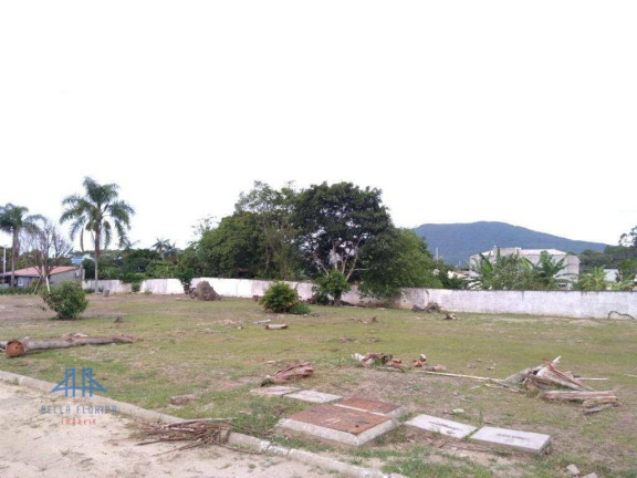 Terreno à Venda, 450 m² em Ratones - Florianópolis