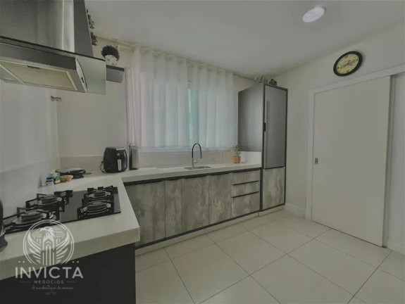 Imagem Apartamento com 3 Quartos à Venda, 158 m² em Centro - Balneário Camboriú Imagem Apartamento com 3 Quartos à Venda, 158 m² em Centro - Balneário Camboriú