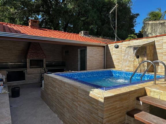 Casa com 2 Quartos à Venda, 145 m² em Maracanã - Praia Grande
