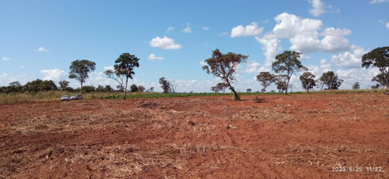 Imagem Chácara com 2 Quartos à Venda, 15 m² em água Fria - Chapada Dos Guimarães Imagem Chácara com 2 Quartos à Venda, 15 m² em água Fria - Chapada Dos Guimarães