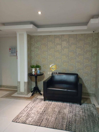 Imagem Apartamento com 2 Quartos à Venda, 72 m² em Centro - Balneário Camboriú