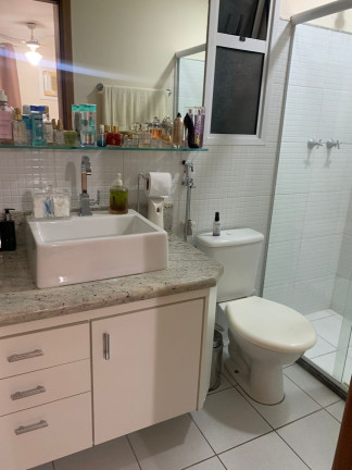 Imagem Imóvel com 3 Quartos à Venda, 126 m² em Santa Lúcia - Vitória Imagem Imóvel com 3 Quartos à Venda, 126 m² em Santa Lúcia - Vitória