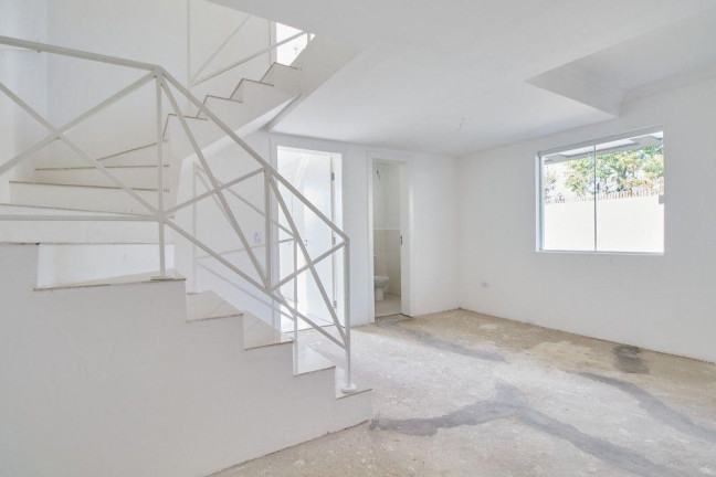 Casa com 3 Quartos à Venda, 96 m² em Taboão - Curitiba