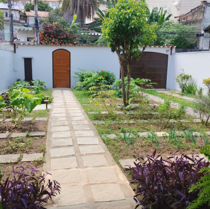 Casa com 3 Quartos à Venda, 250 m² em Santa Rosa - Niterói